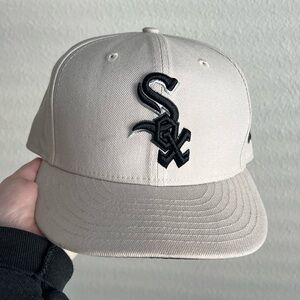 Off White Chicago White Sox Fitted Hat